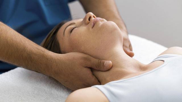fisioterapia per dolore cervicale e disturbi al collo